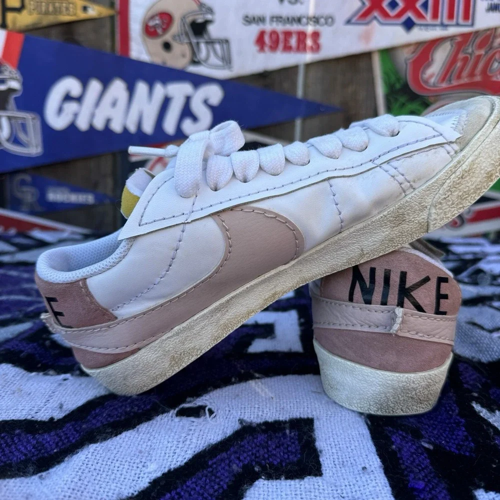 Size 8.5 - Nike Blazer Low '77‎ Jumbo Women's Sneakers White Pink